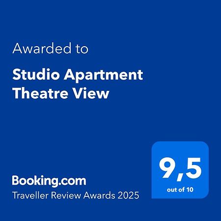 Studio Apartment Theatre View SJJ Exterior foto