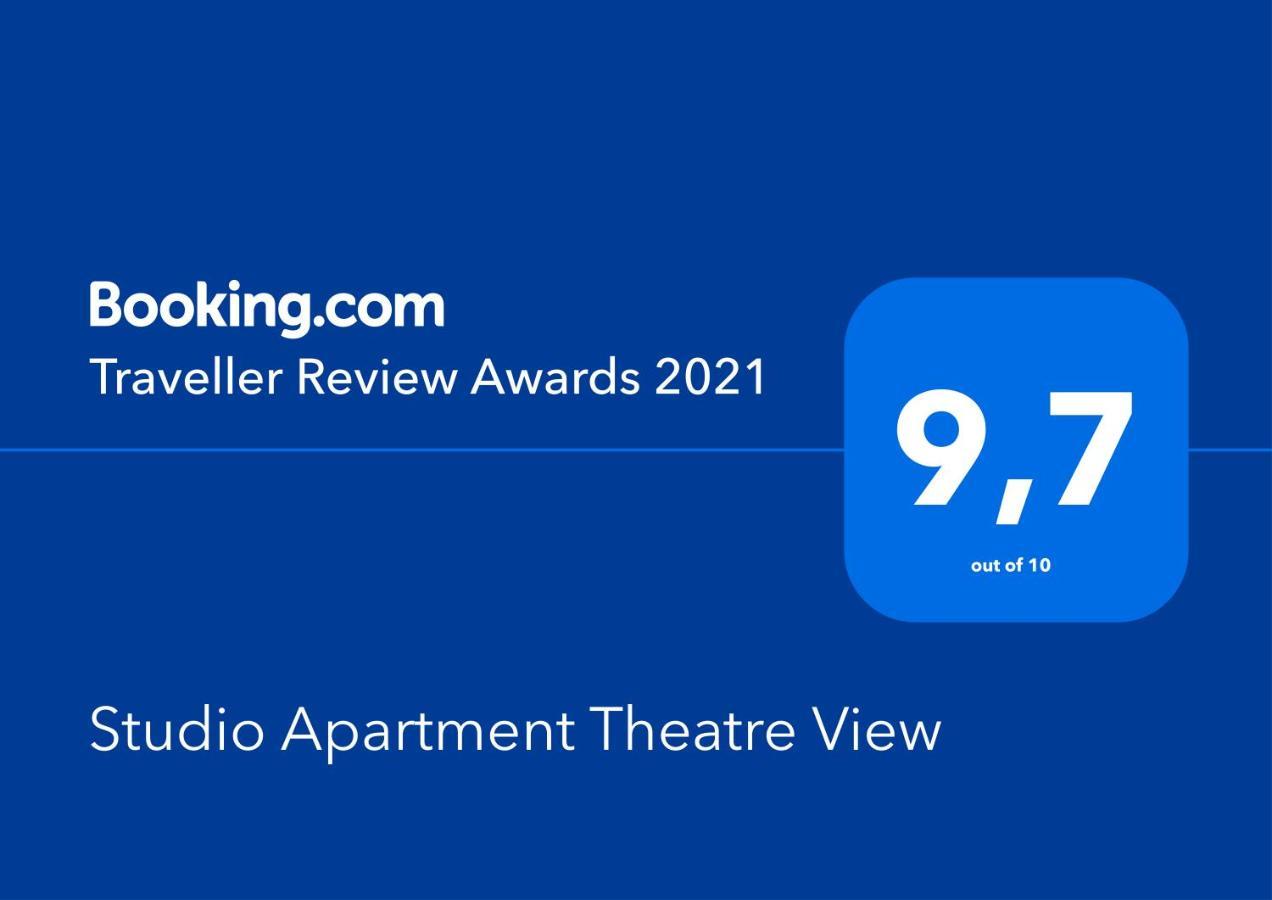 Studio Apartment Theatre View SJJ Exterior foto